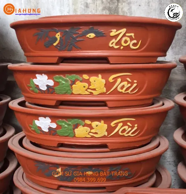Đôn gốm sứ cao cấp là phụ kiện không thể thiếu để nâng tầm giá trị thẩm mỹ cho tác phẩm bonsai