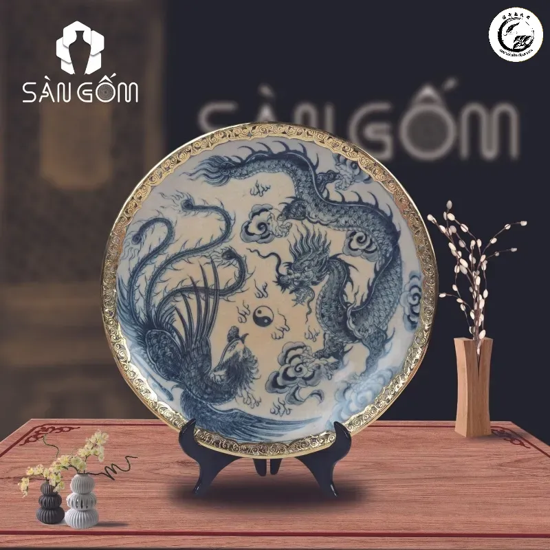Nghệ thuật đắp nổi hoa văn tinh xảo mang đậm bản sắc văn hóa Việt trên gốm Đồng Nai